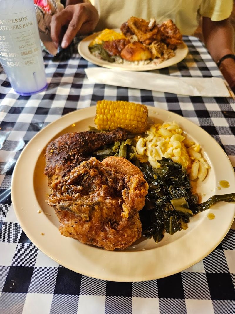 Fried Chicken And Comfort Sides Worth A Detour