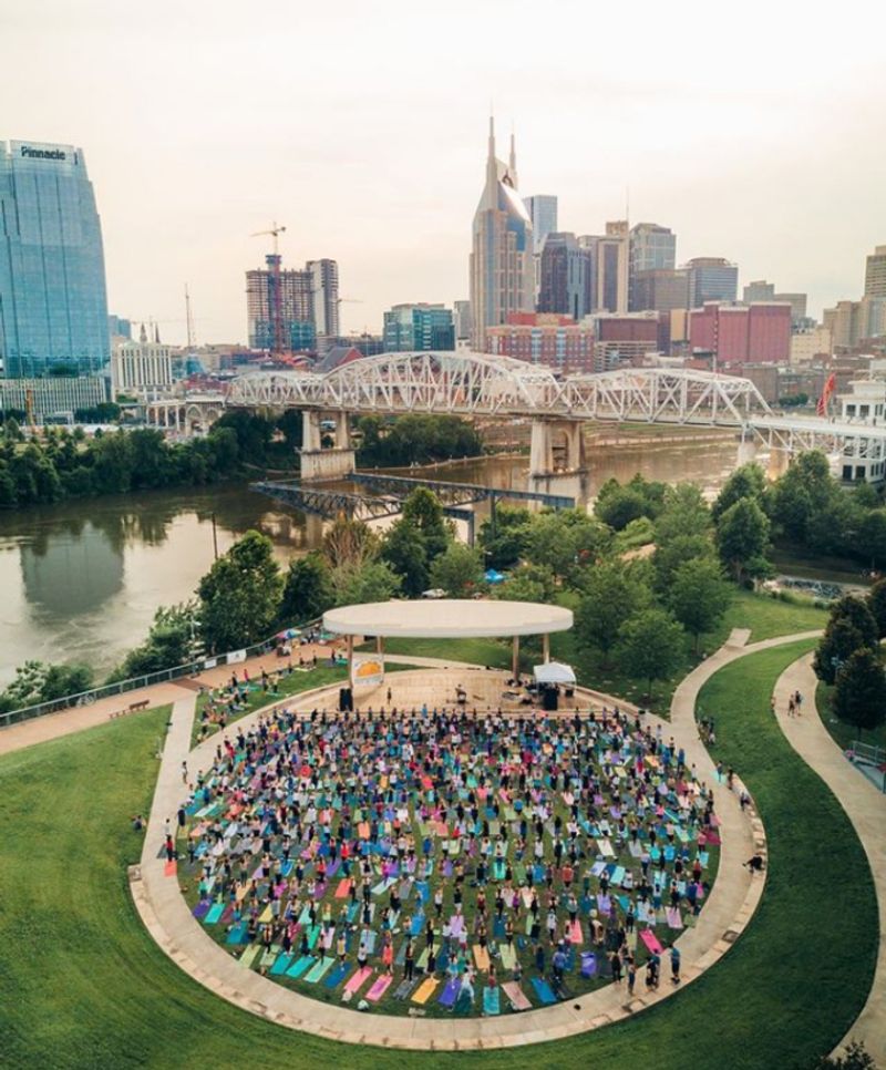 Big Cities Keep Dining, Music, And Healthcare Close