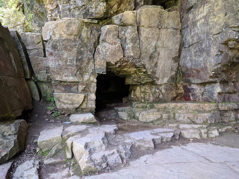 Visitors Can Explore Wild Ungated Caves On Their Own