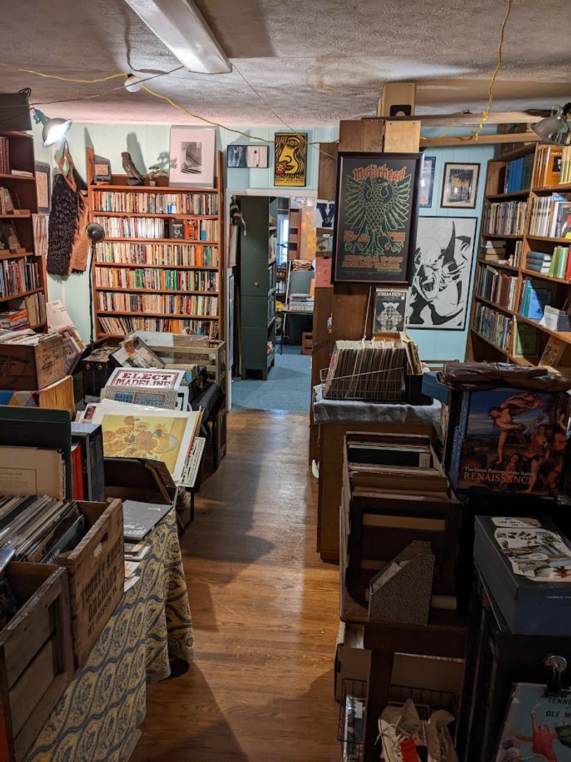 Book Eddy, Knoxville