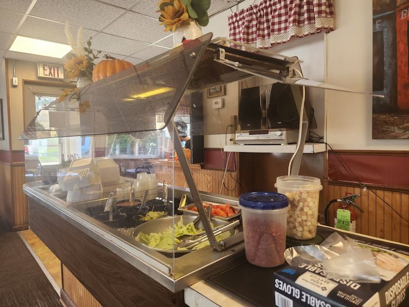 Where Family Meals Feel Easy