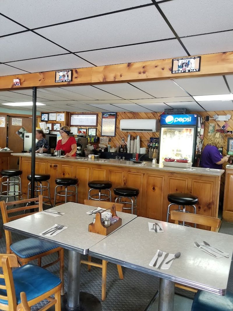 The Atmosphere And Comfort Inside The Dining Room