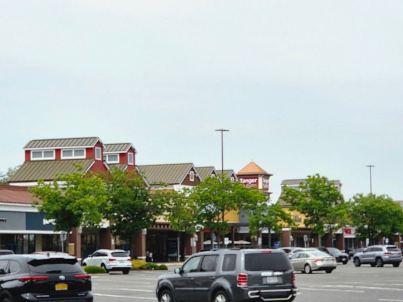 Tanger Outlets Riverhead