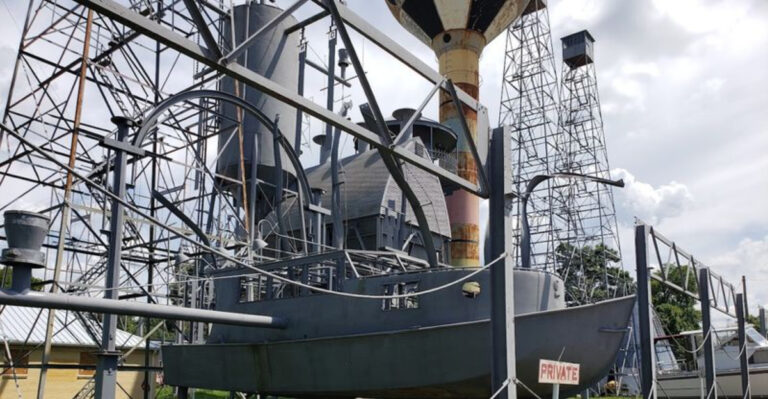 Tennessee Has A Sculpture The Size Of A City Block That One Artist Has Been Building Since 1989
