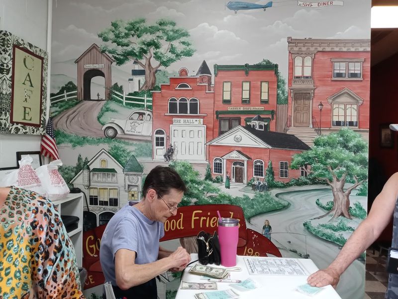 Service That Feels Neighborly Without Being Overbearing