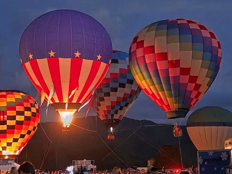 Tethered Rides Above The Smoky Mountain Valley