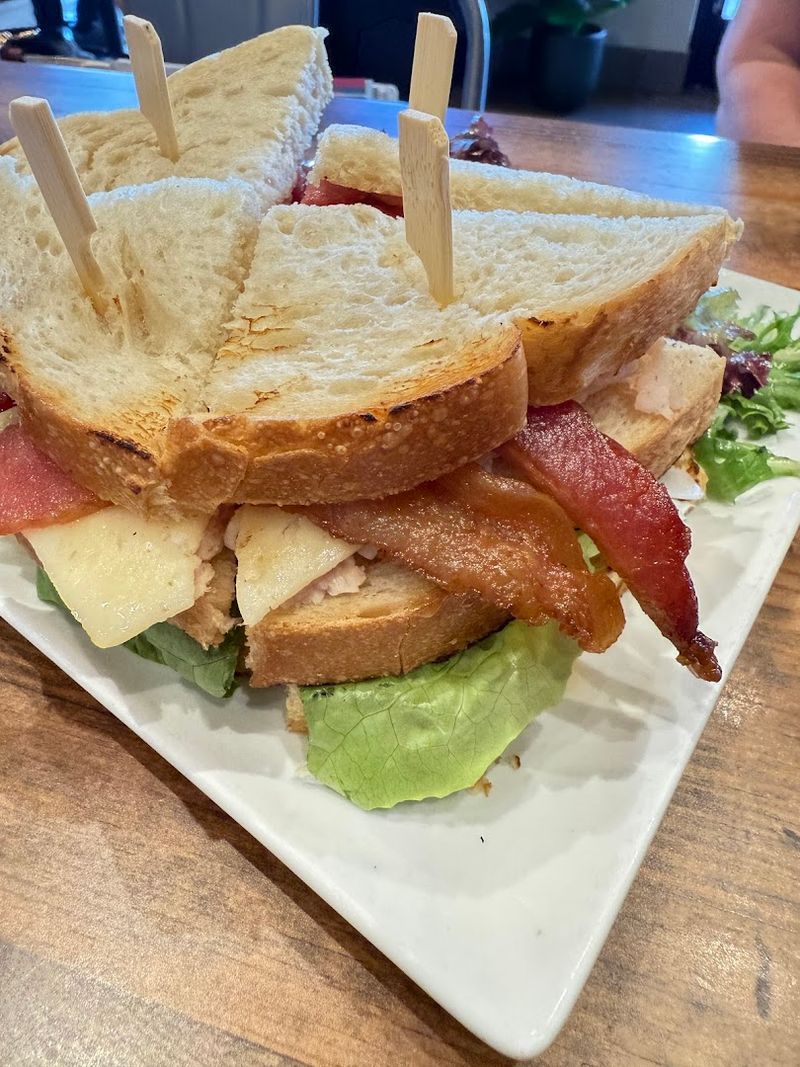 Lunch Brings Big Flavor With Sandwiches, Salads, And Burgers