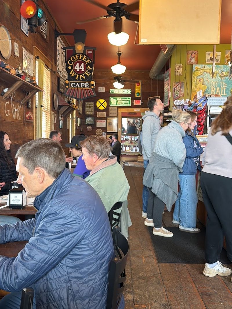 Family-Friendly Atmosphere Keeps It Casual