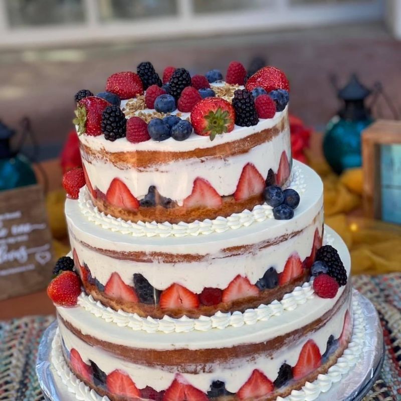 Cakes Made To Order, Built To Impress
