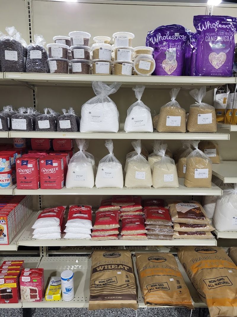 Smart Tips For Shopping At A Salvage Grocery Store