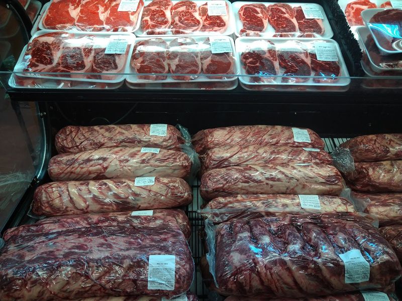 Fresh Ground Beef That Keeps People Coming Back