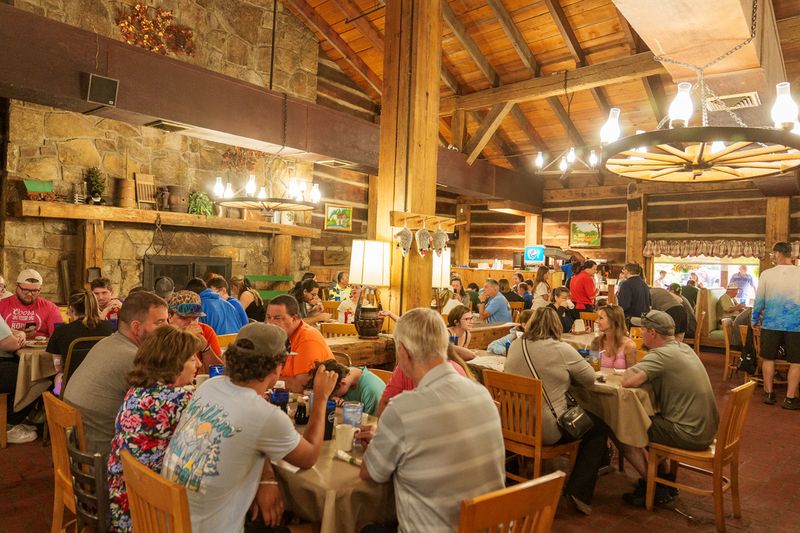 Log Cabin Pancake House, Gatlinburg