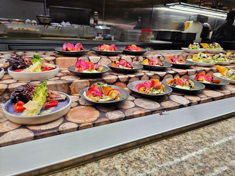 Small Plates Make Sampling Easier