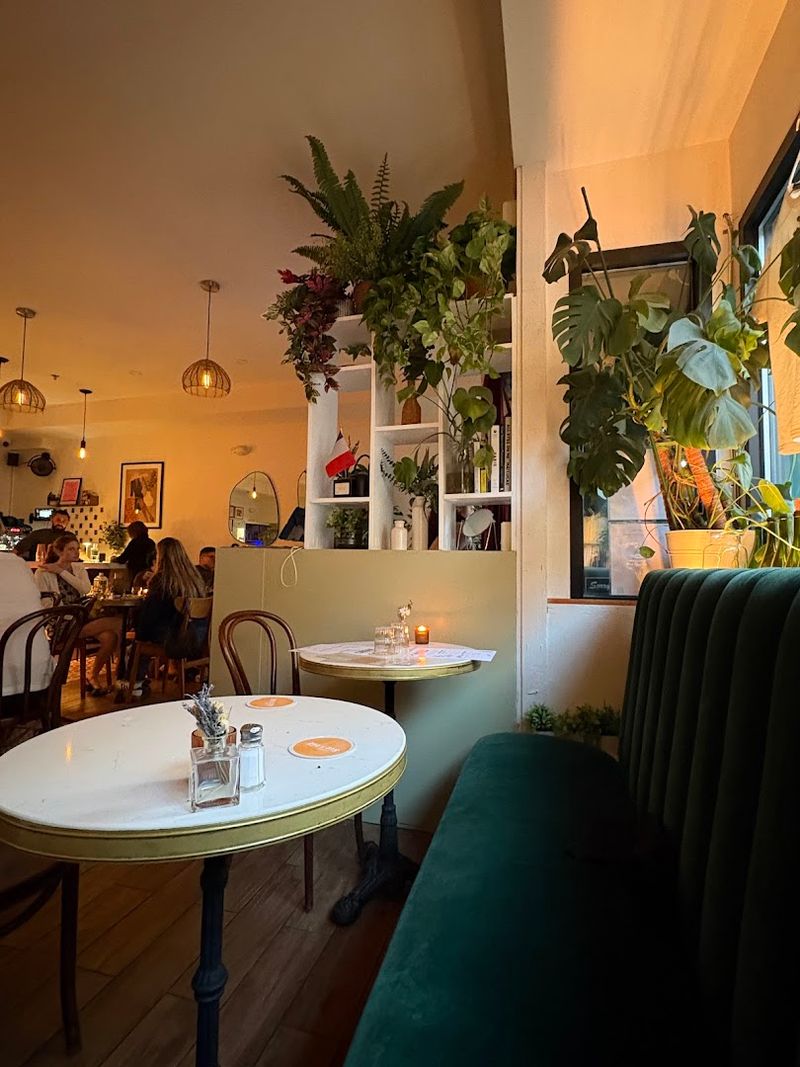 A Parisian-Inspired Space In The Heart Of Boston