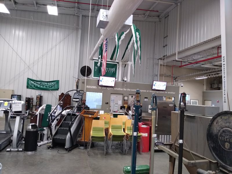 Shop Online And Pick Up Without Leaving Car
