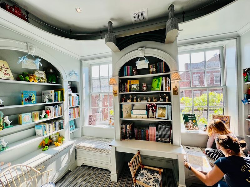 Window Seats, Reading Nooks, And The Art Of Staying Put