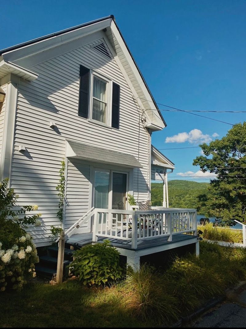 Harvest Barn Inn