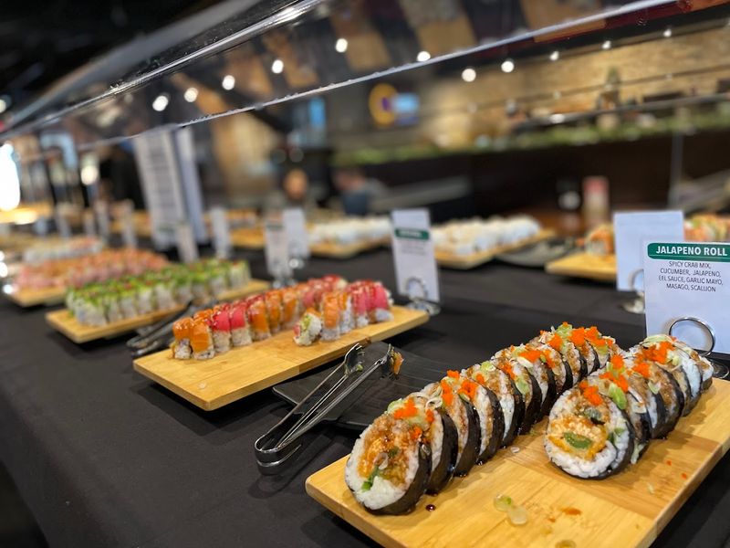This Is What A Lunch Buffet Should Feel Like Every Time