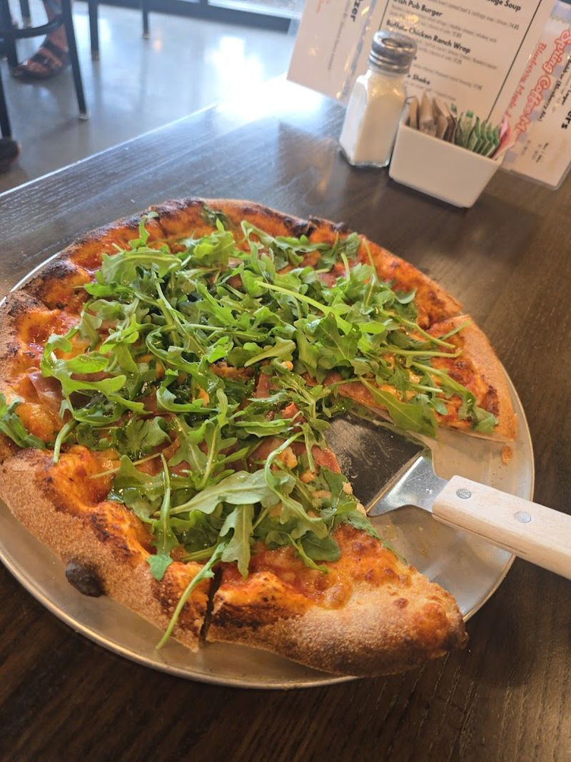 Wood-Fired Pizza Gives The Spot A Dinner Crowd
