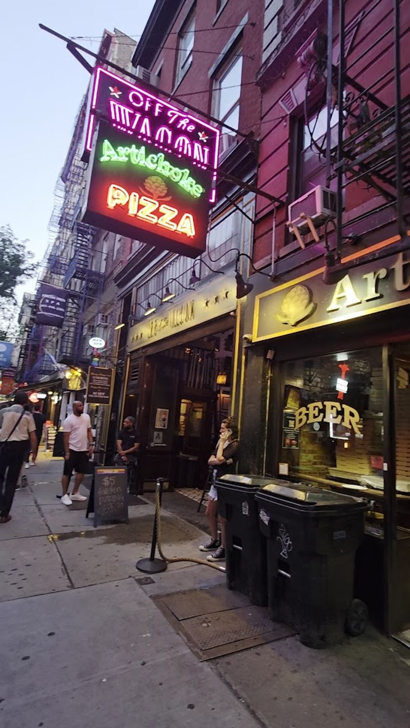 Greenwich Village Sets The Perfect Stage