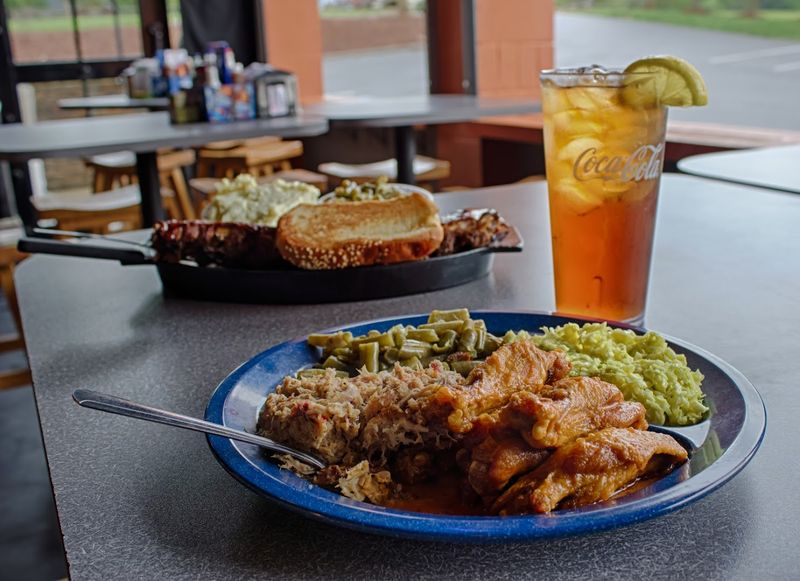 Lancaster's BBQ & WIngs