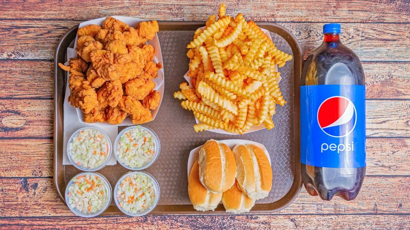 Hand-Breaded Fried Chicken That People Plan Trips Around