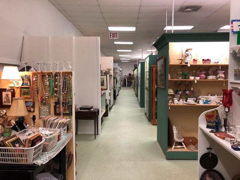 The Kind Of Antique Mall You Need A Plan For