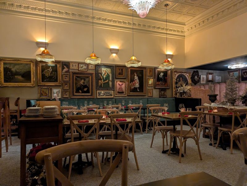 Lilou Brasserie