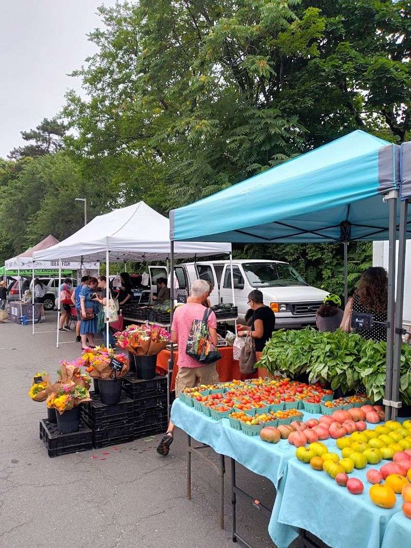 Over 30 Vendors And Something For Every Appetite