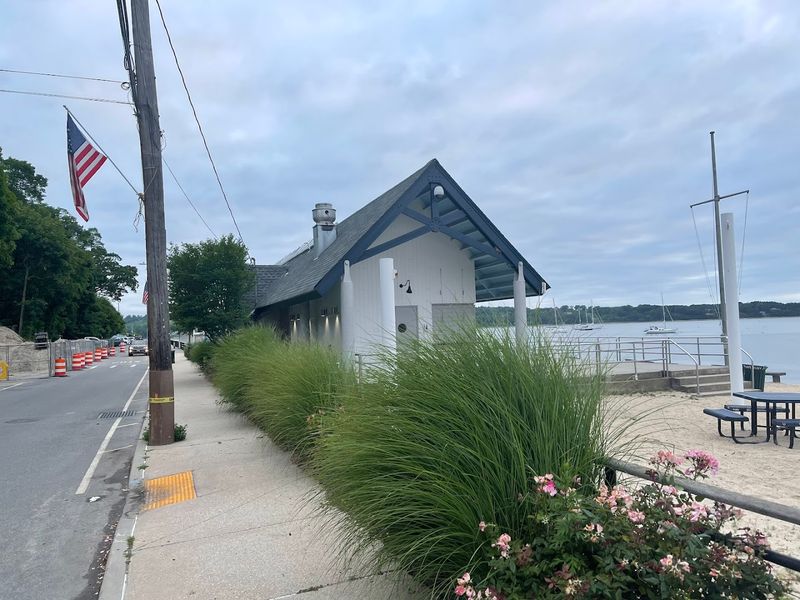Sea Cliff Beach At 56 The Boulevard