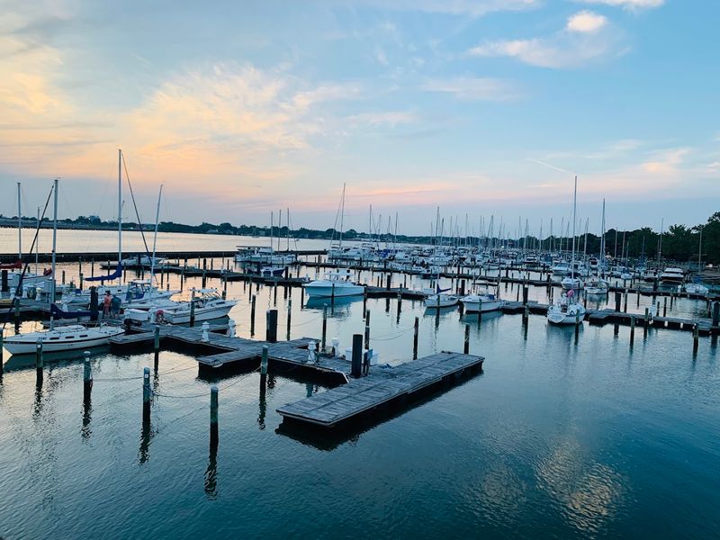 A Waterfront Setting That Makes Every Meal Better