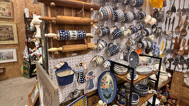 A Year-Round Indoor Shopping Experience Worth Planning Around