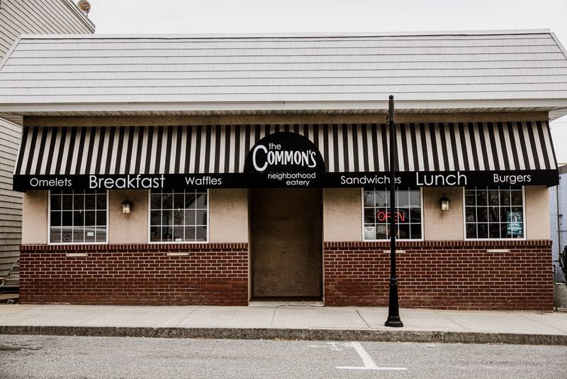 The Commons Neighborhood Eatery, Foxborough