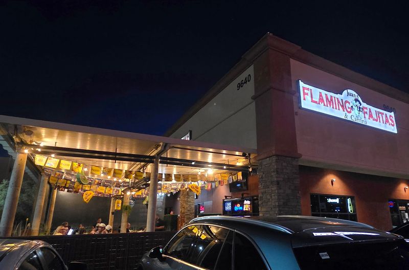 The Atmosphere Feels Loud, Warm, And Built For Big Appetites