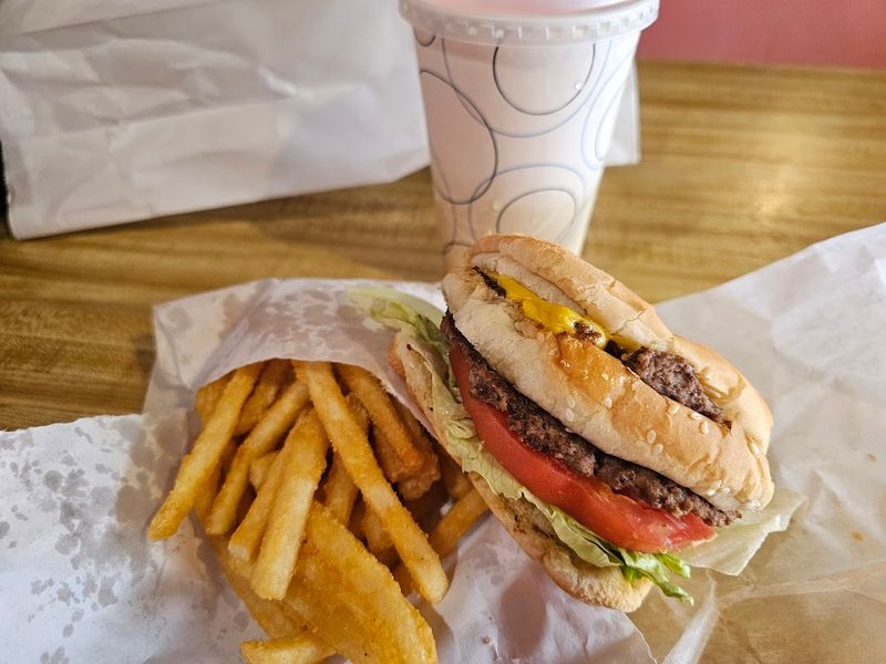 The Classic Diner Experience Worth Chasing