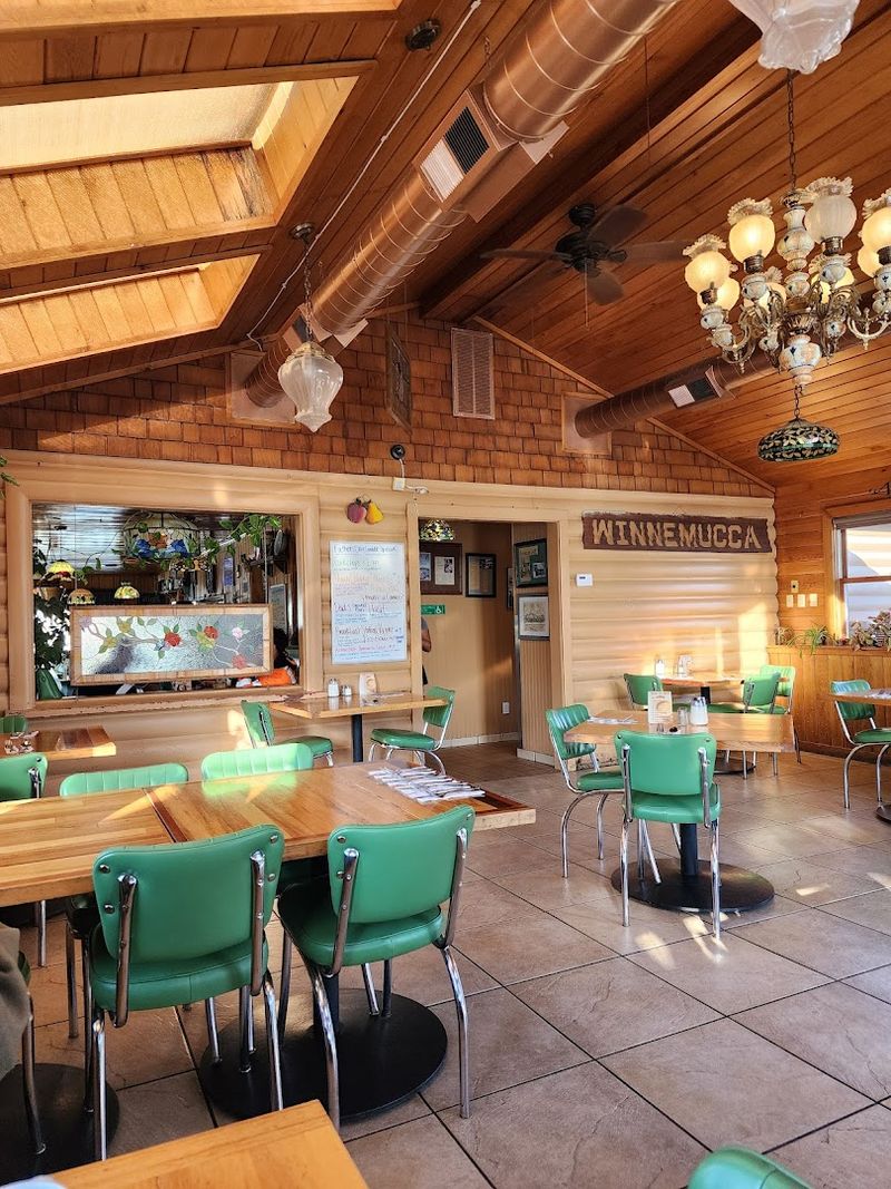 Weekly Specials Keep The Old-School Diner Feeling Fresh