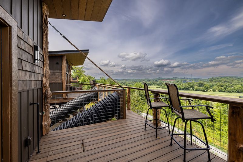 Panoramic Smoky Mountain Views That Change How You Start Your Morning