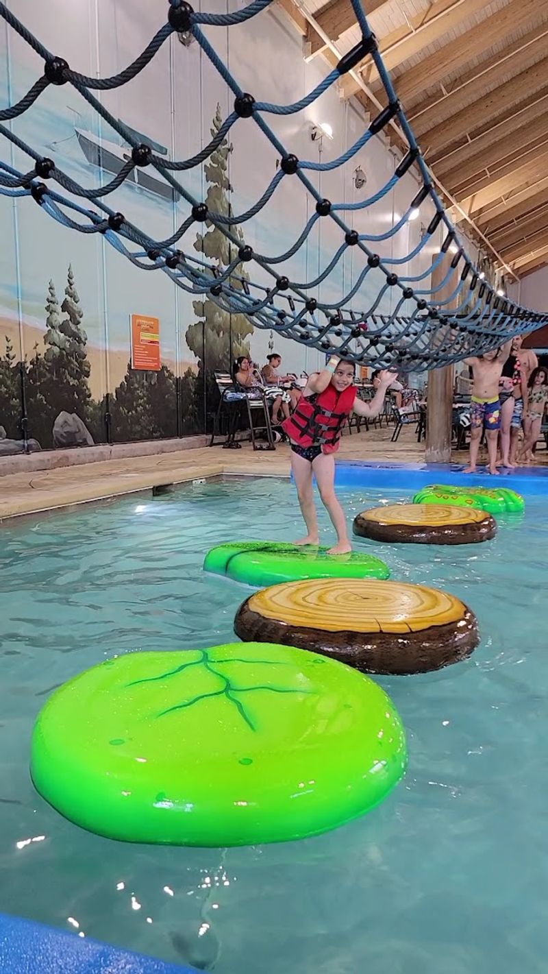 Great Wolf Lodge New England, Fitchburg