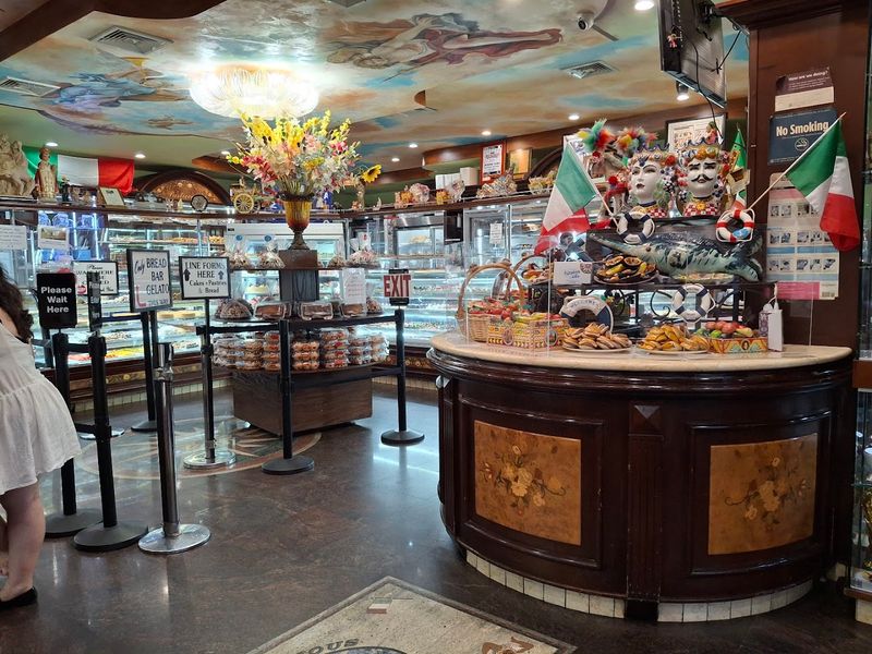 A Bakery That Feels Like A Different Era