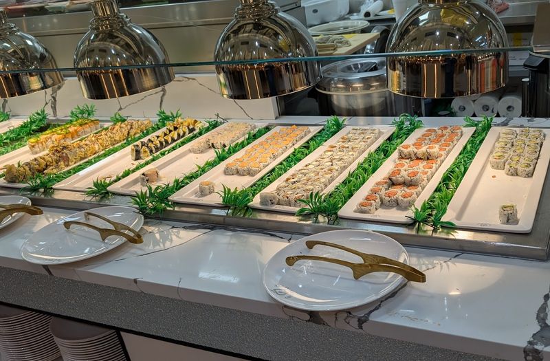 A Buffet With Serious Crowd Appeal