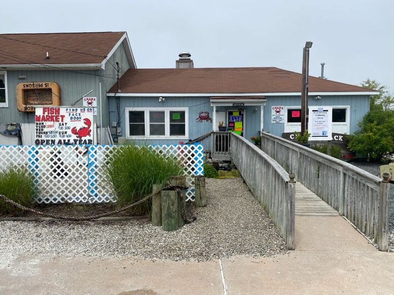 The Coastal Seafood Stop Locals Remember