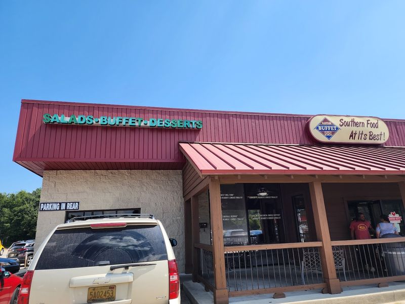 A Southern Buffet Built On Tradition