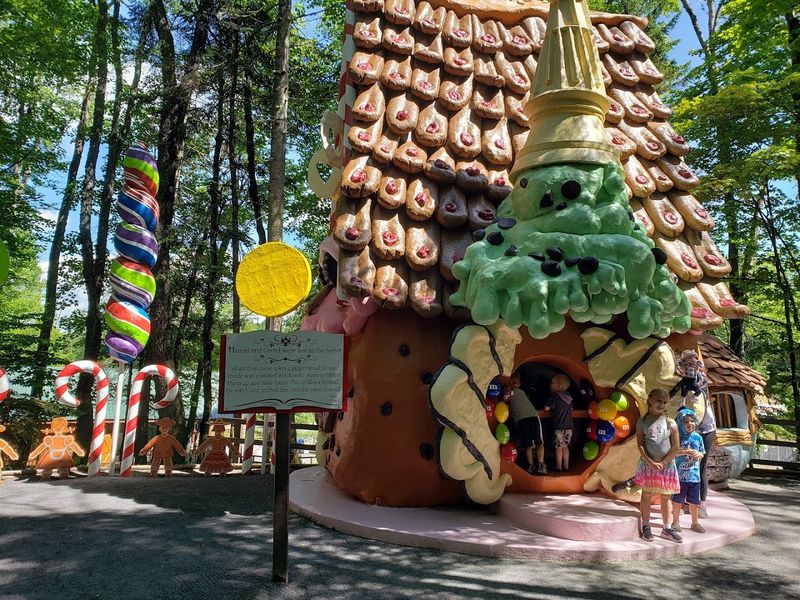 A Fairy Tale World That Has Outlasted Every Trend