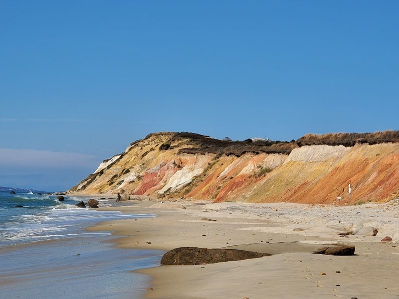 The Multicolored Clay Cliffs That Defy Explanation