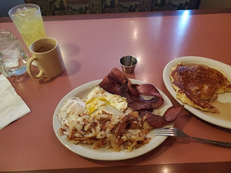 What Makes This Diner Stand Out From The Crowd