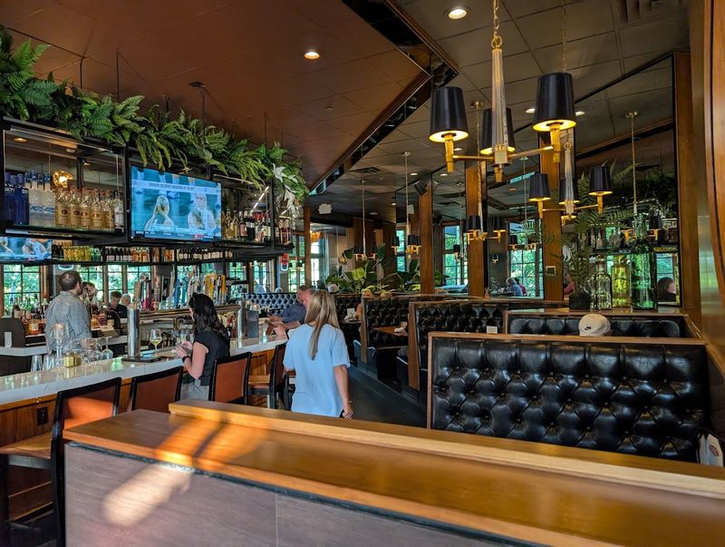The Supper Club Atmosphere That Pulls You Back In Time