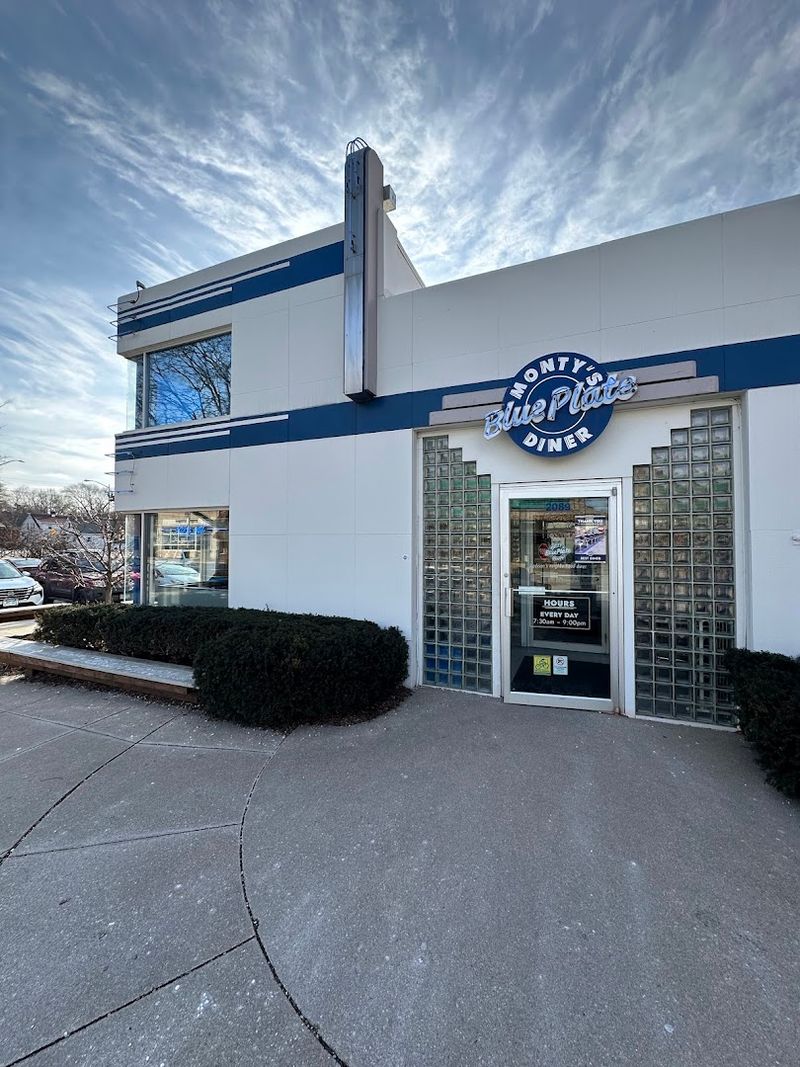 The Old Gas Station Setting Gives Monty's Its Retro Personality