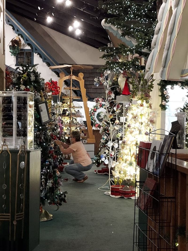 Personalized Decorations Turn Browsing Into A Treasure Hunt