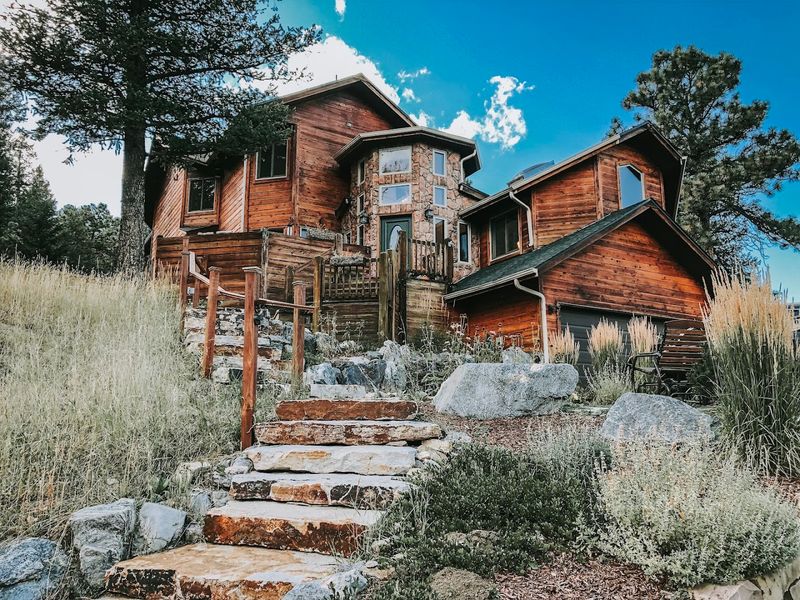 The Mountaineer Treehouse Experience