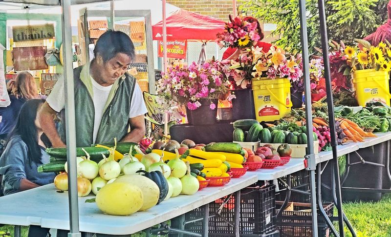 Farmers Markets And Local Produce